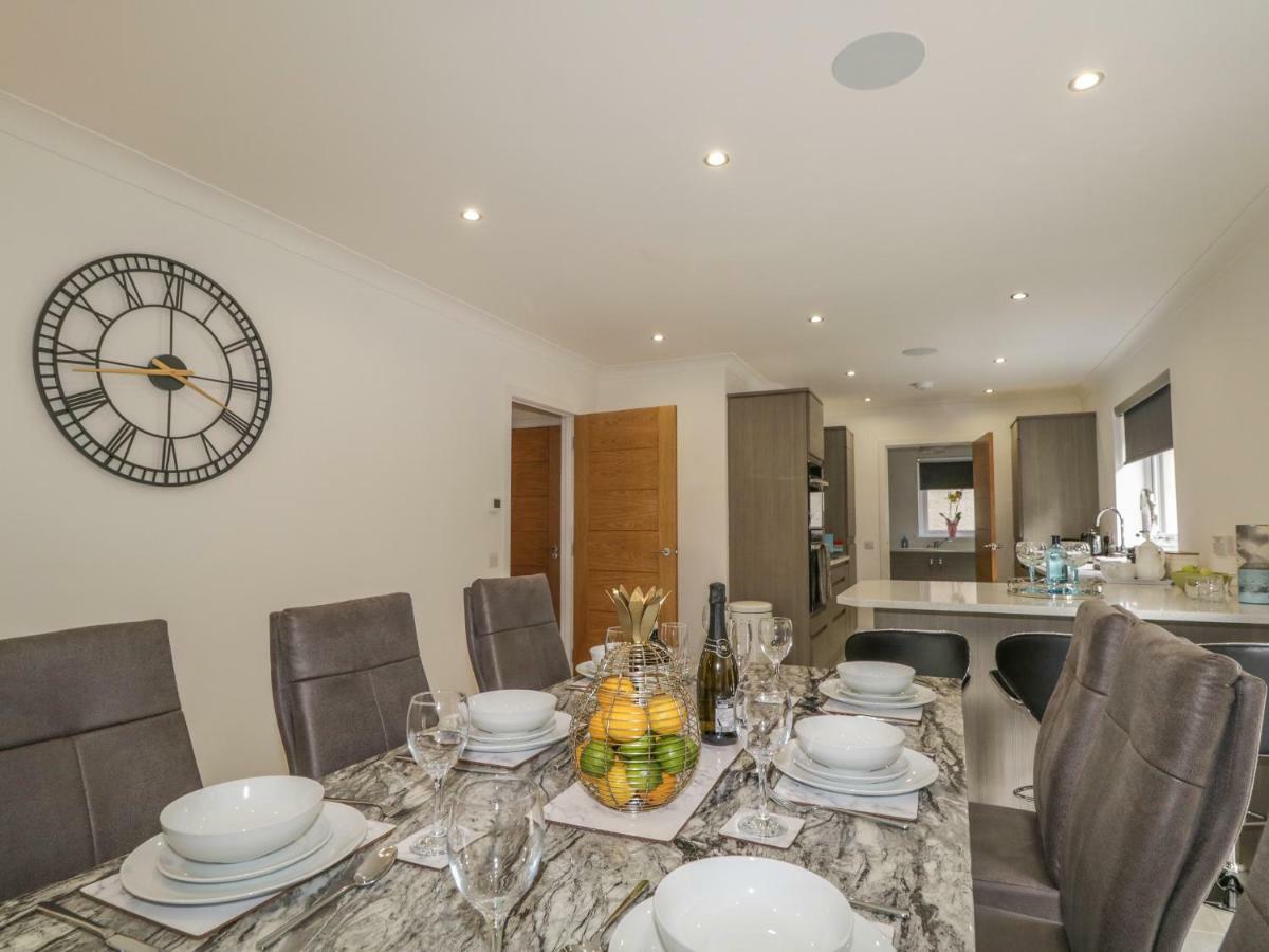 15 Waters Edge Villa Banff Luaran gambar
